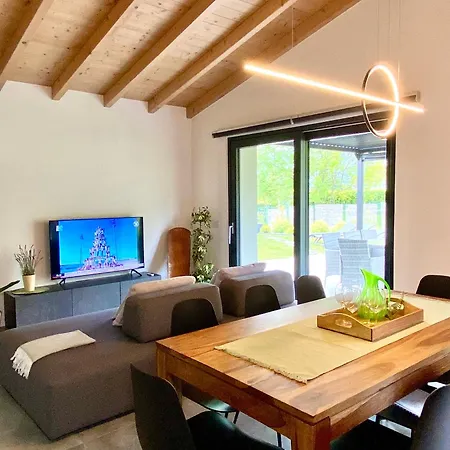 Larius Villa