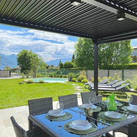 Larius Villa Gravedona